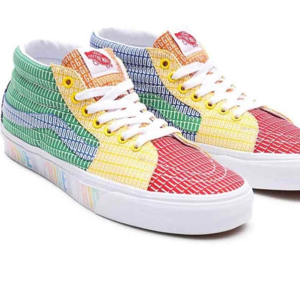Vans - Unisex Pride Sk8-Mid Shoes